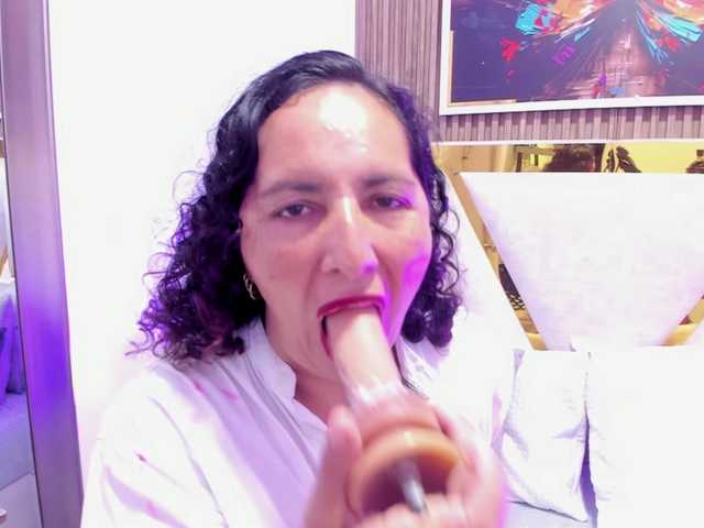 Luna-Naughty1 live cam on BongaCams