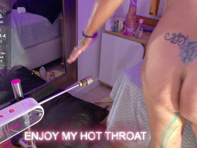 Luna-Naughty1