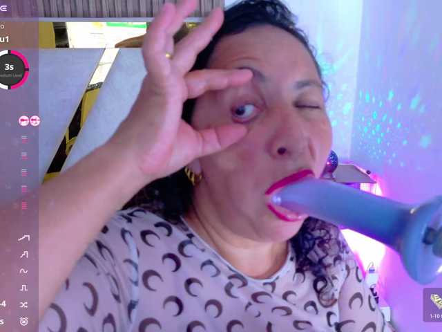 Luna-Naughty1 live cam on BongaCams