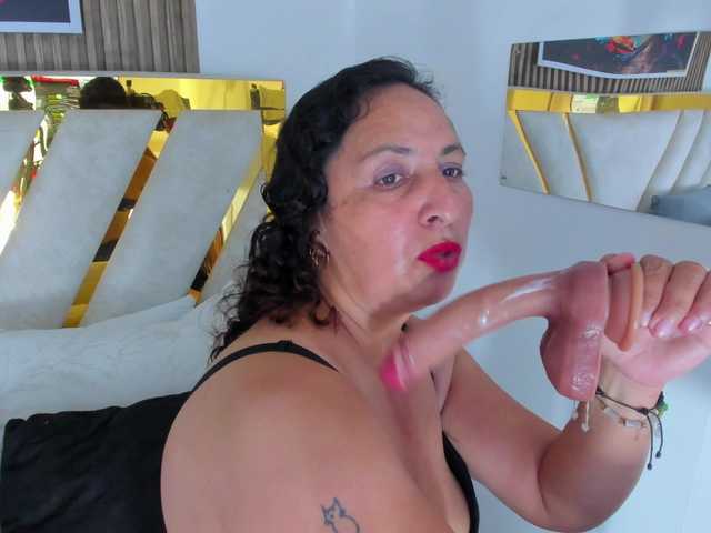 Luna-Naughty1
