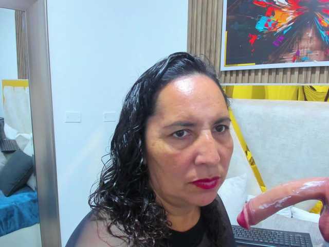Luna-Naughty1