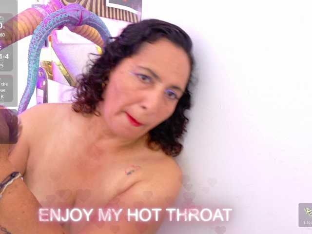 Luna-Naughty1