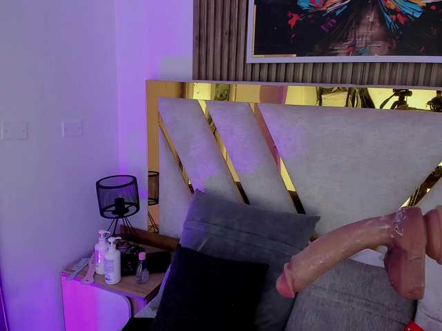Luna-Naughty1 live cam on BongaCams