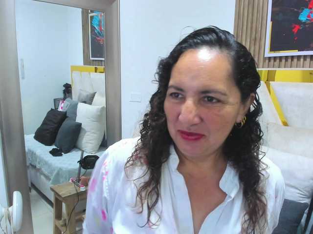 Luna-Naughty1 live cam on BongaCams