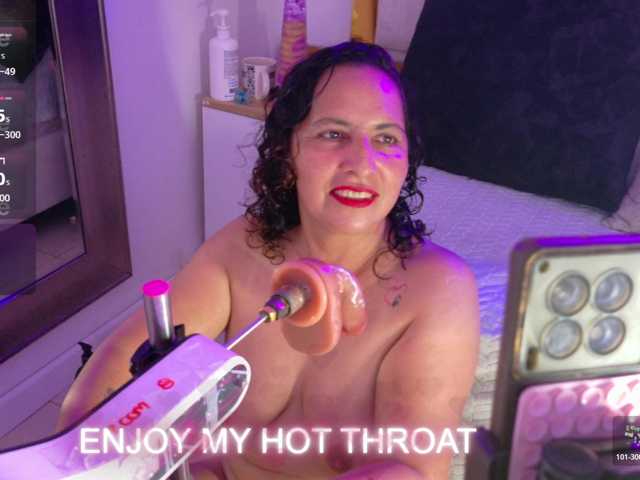 Luna-Naughty1