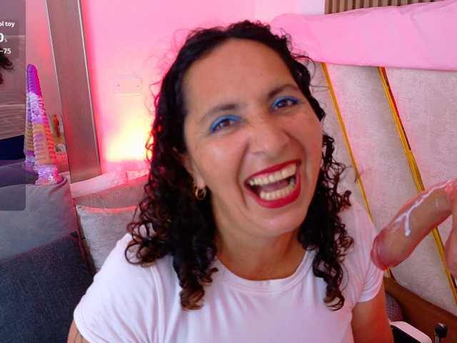 Luna-Naughty1