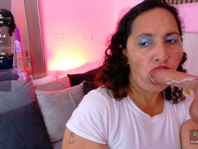 Luna-Naughty1