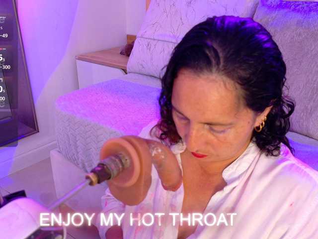 Luna-Naughty1