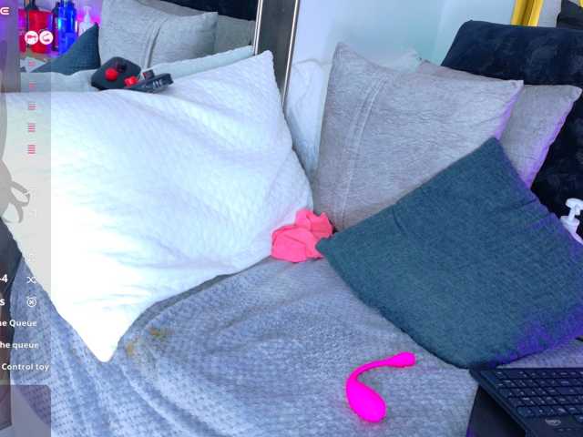 Luna-Naughty1