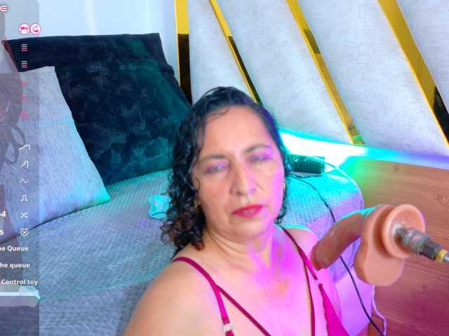 Luna-Naughty1 live cam on BongaCams