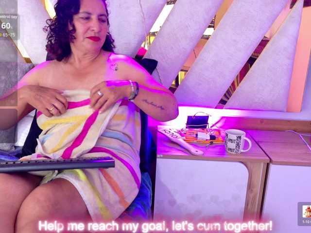 Luna-Naughty1