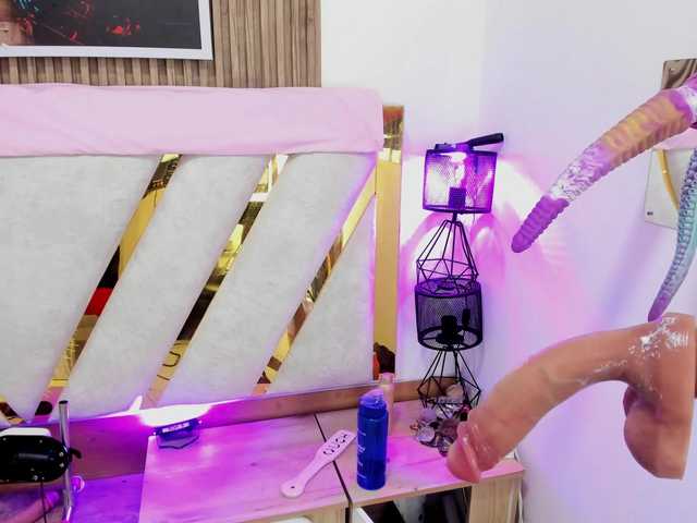 Luna-Naughty1