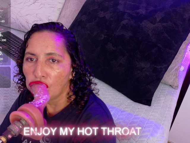 Luna-Naughty1 live cam on BongaCams
