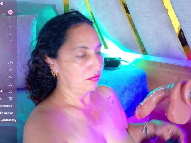 Luna-Naughty1 live cam on BongaCams