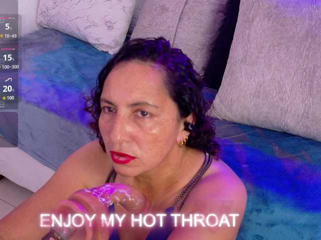 Luna-Naughty1