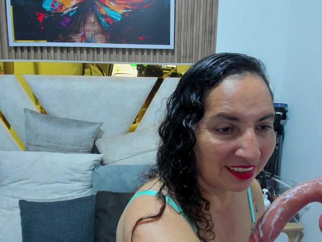 Luna-Naughty1