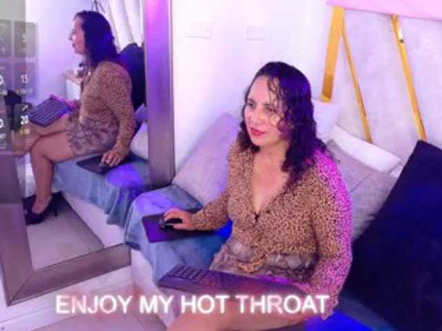 Luna-Naughty1 live cam on BongaCams