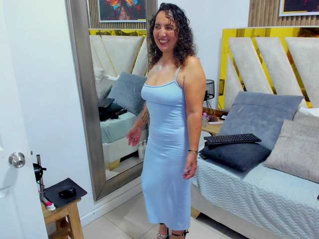 Luna-Naughty1 live cam on BongaCams