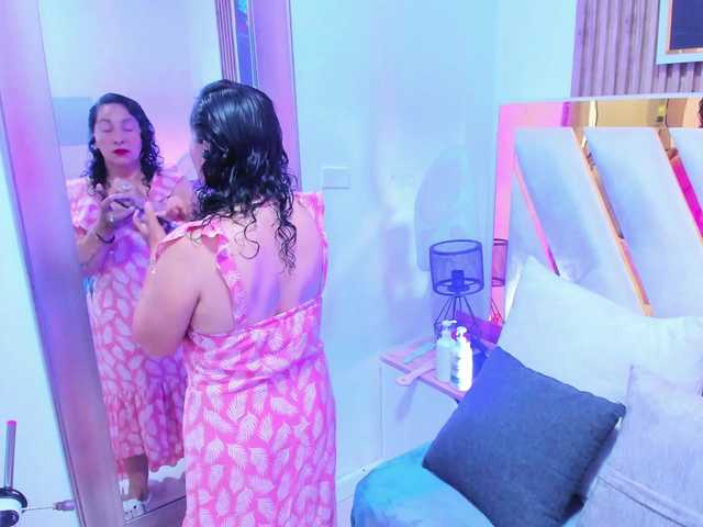 Luna-Naughty1 live cam on BongaCams