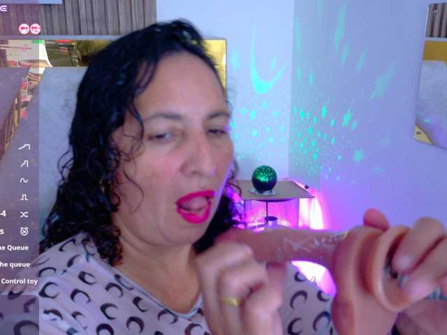 Luna-Naughty1