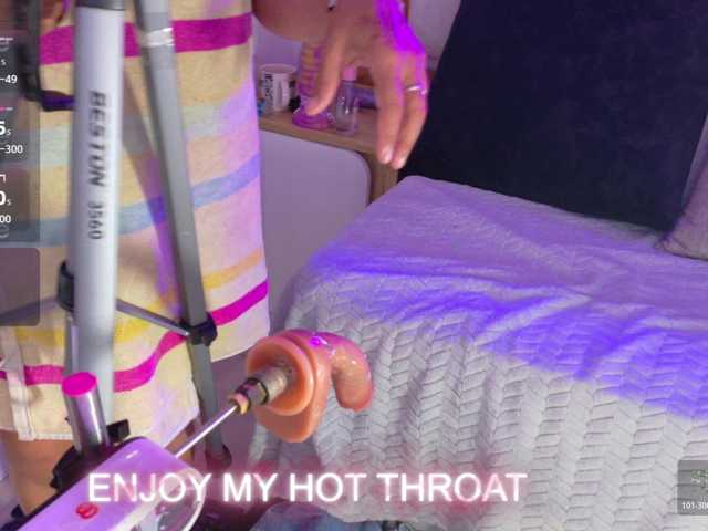 Luna-Naughty1