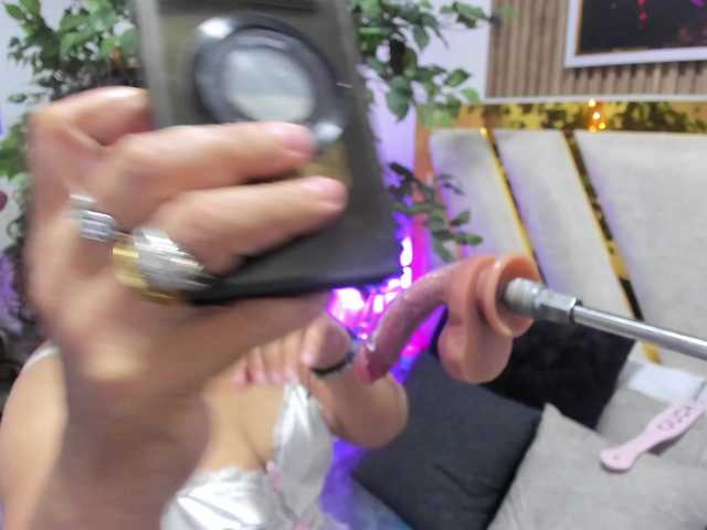 Luna-Naughty1 live cam on BongaCams