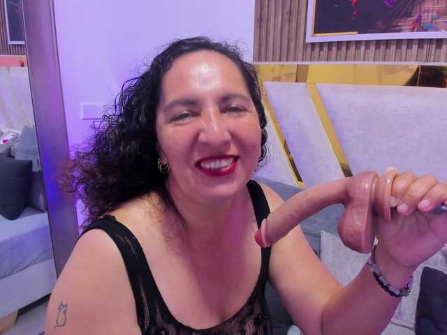 Luna-Naughty1
