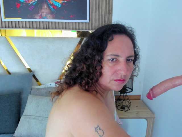 Luna-Naughty1