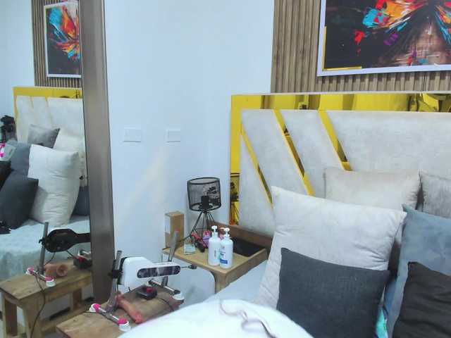 Luna-Naughty1