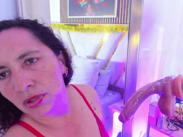 Luna-Naughty1