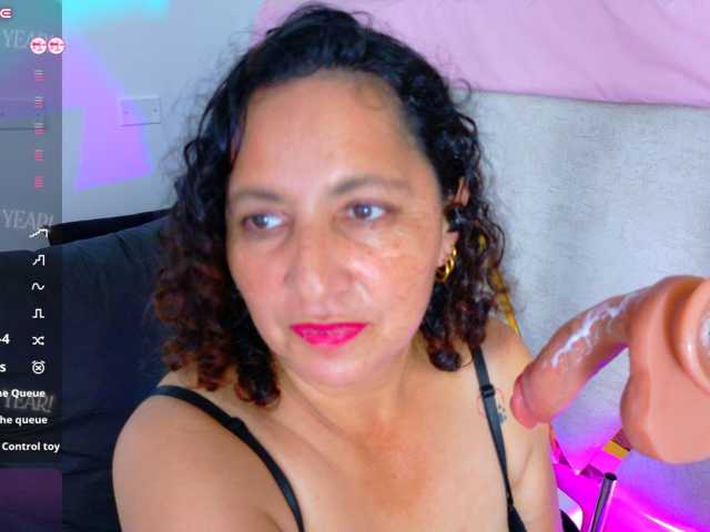Luna-Naughty1