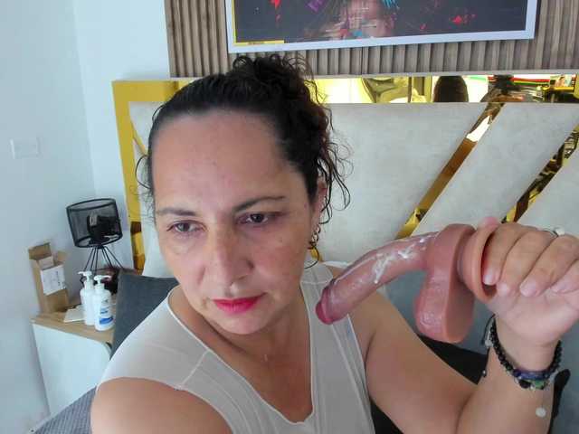 Luna-Naughty1 live cam on BongaCams
