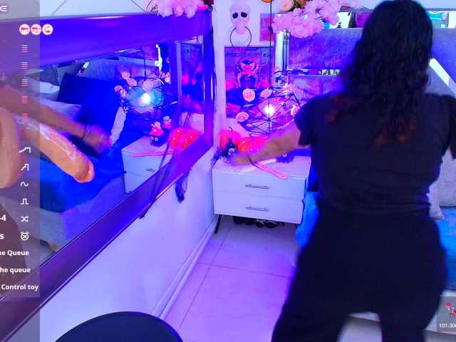Luna-Naughty1
