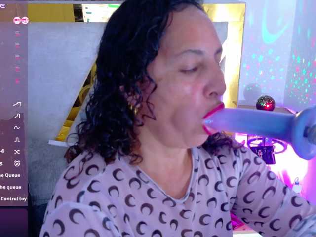 Luna-Naughty1