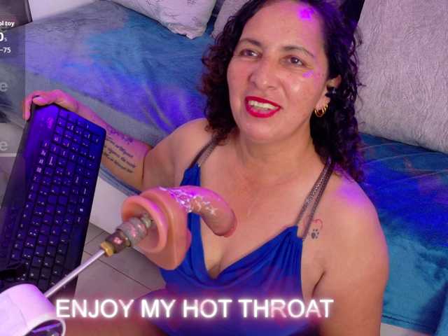 Luna-Naughty1