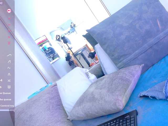 Luna-Naughty1