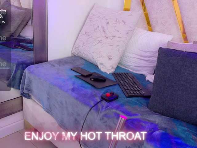 Luna-Naughty1