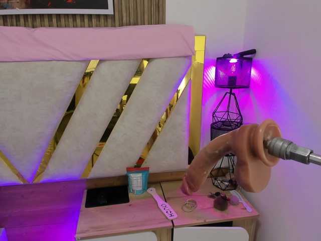 Luna-Naughty1