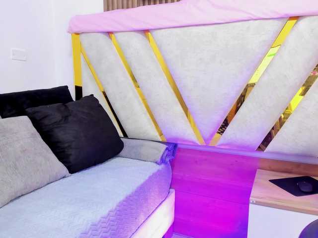Luna-Naughty1 live cam on BongaCams