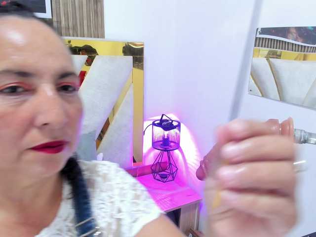 Luna-Naughty1 live cam on BongaCams