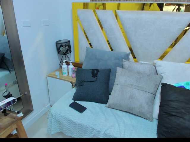 Luna-Naughty1 live cam on BongaCams