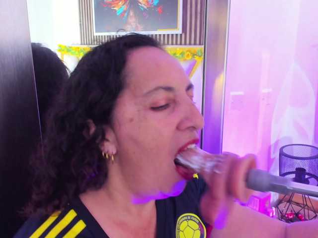 Luna-Naughty1