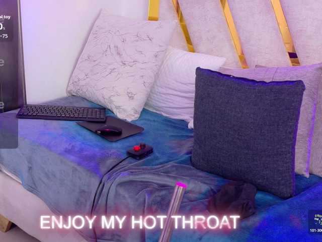 Luna-Naughty1