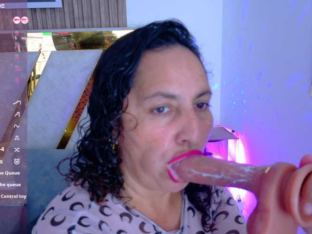 Luna-Naughty1