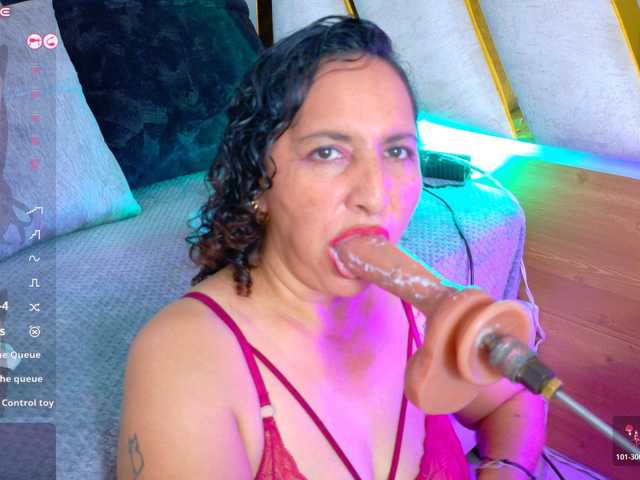Luna-Naughty1 live cam on BongaCams