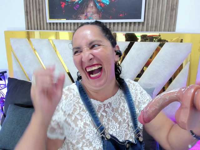 Luna-Naughty1 live cam on BongaCams