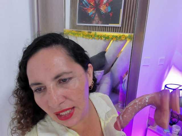 Luna-Naughty1