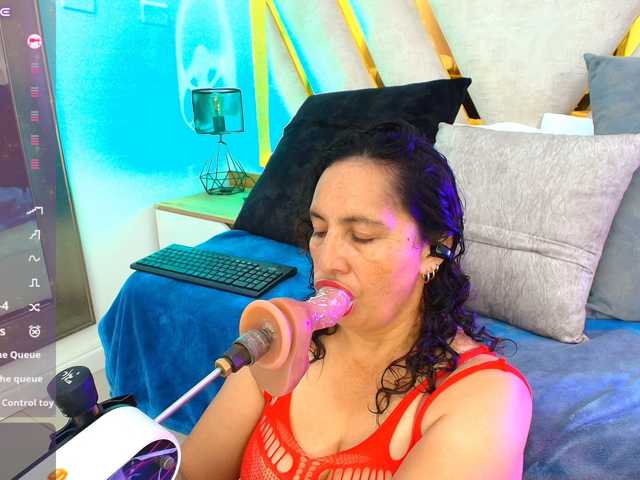 Luna-Naughty1 live cam on BongaCams