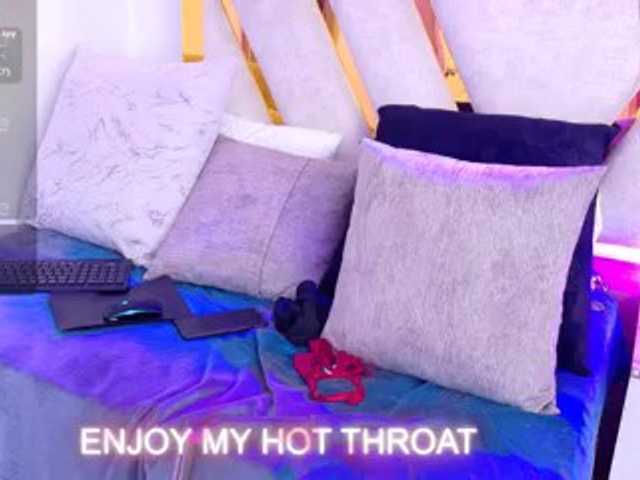 Luna-Naughty1