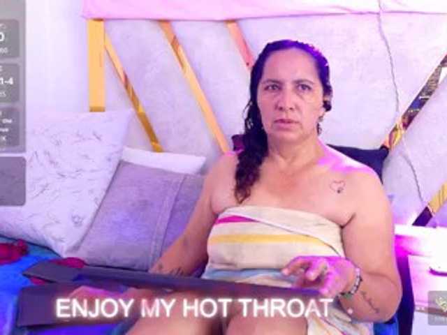 Luna-Naughty1